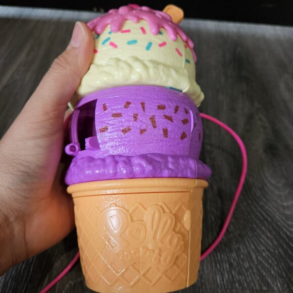 Polly Pocket 2-in-1 Spin 'n Surprise Playground, Travel Toy - Picture 2 of 4